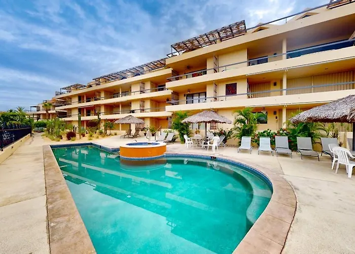Inviting Across From The With Pool, Grill, Balcony & Golf Nearby Сasa de vacaciones *