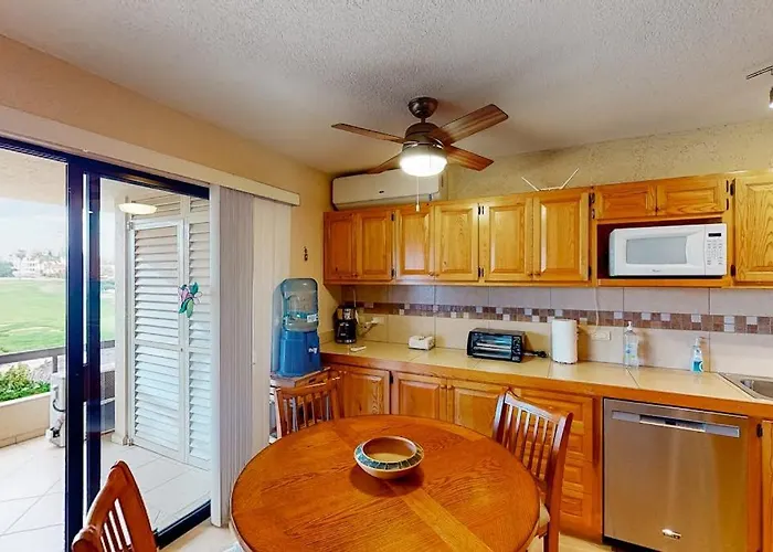 Сasa de vacaciones Inviting Across From The With Pool, Grill, Balcony & Golf Nearby *