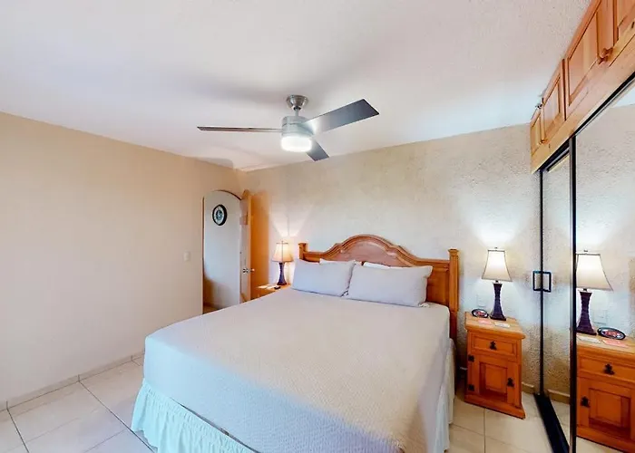 Сasa de vacaciones Inviting Across From The With Pool, Grill, Balcony & Golf Nearby *